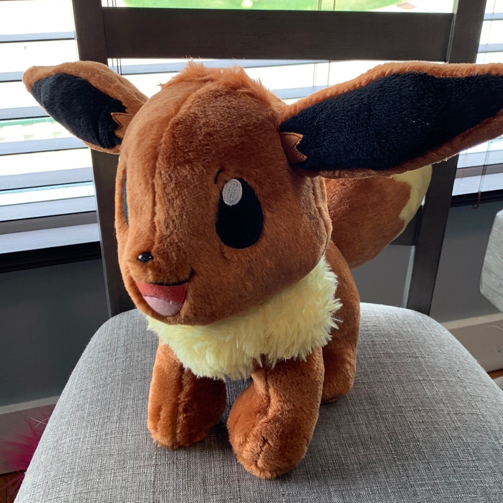 Build a Bear Pokémon Eevee plush